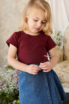 T-shirt ras du cou manches courtes en coton biologique et élasthanne bordeaux pour filles 1-14 ans