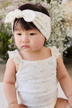 Body en coton-élasthanne pointelle biologique à motif floral bleu, avec bretelles à volants et boutons-pression, pour bébés filles de 0 à 2 ans