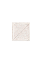 Couverture croisée intemporelle en coton biologique crème à motif floral, avec tissage respirant pour nouveau-nés