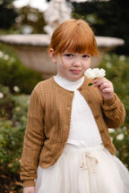 Gilet en coton tricoté Héritage, bronze antique, avec ourlet festonné et boutonnage devant pour filles de 6 mois à 10 ans