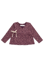 Haut cache-cœur en coton biologique motif floral Fig intemporel avec détails à nouer et manches longues pour bébé fille (naissance-2 ans)